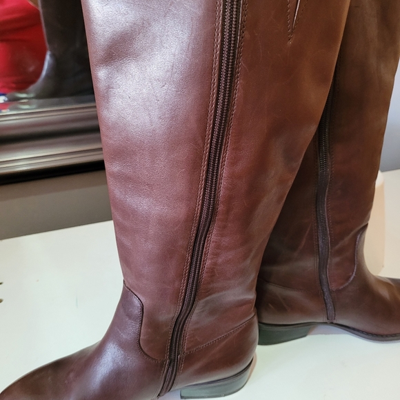 Ralph Lauren Leather Boots - Picture 10 of 12
